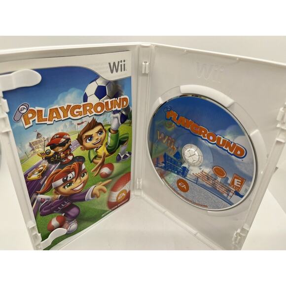 Nintendo Wii Playground Video Game 2007 Dodgeball Manual Included GOOD - TESTED - Picture 4 of 7